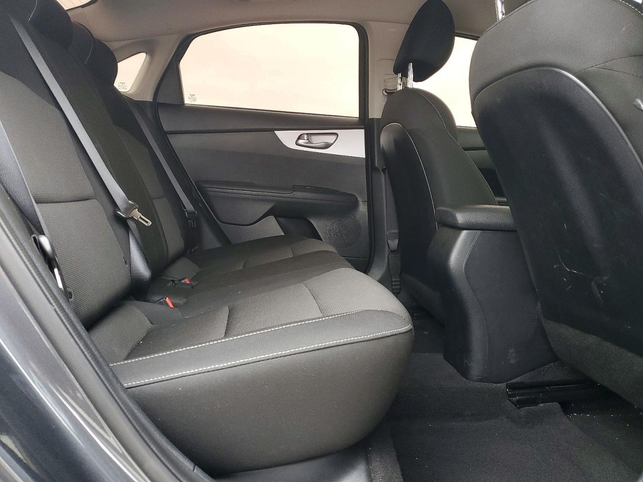 2024 KIA FORTE LX photo 10