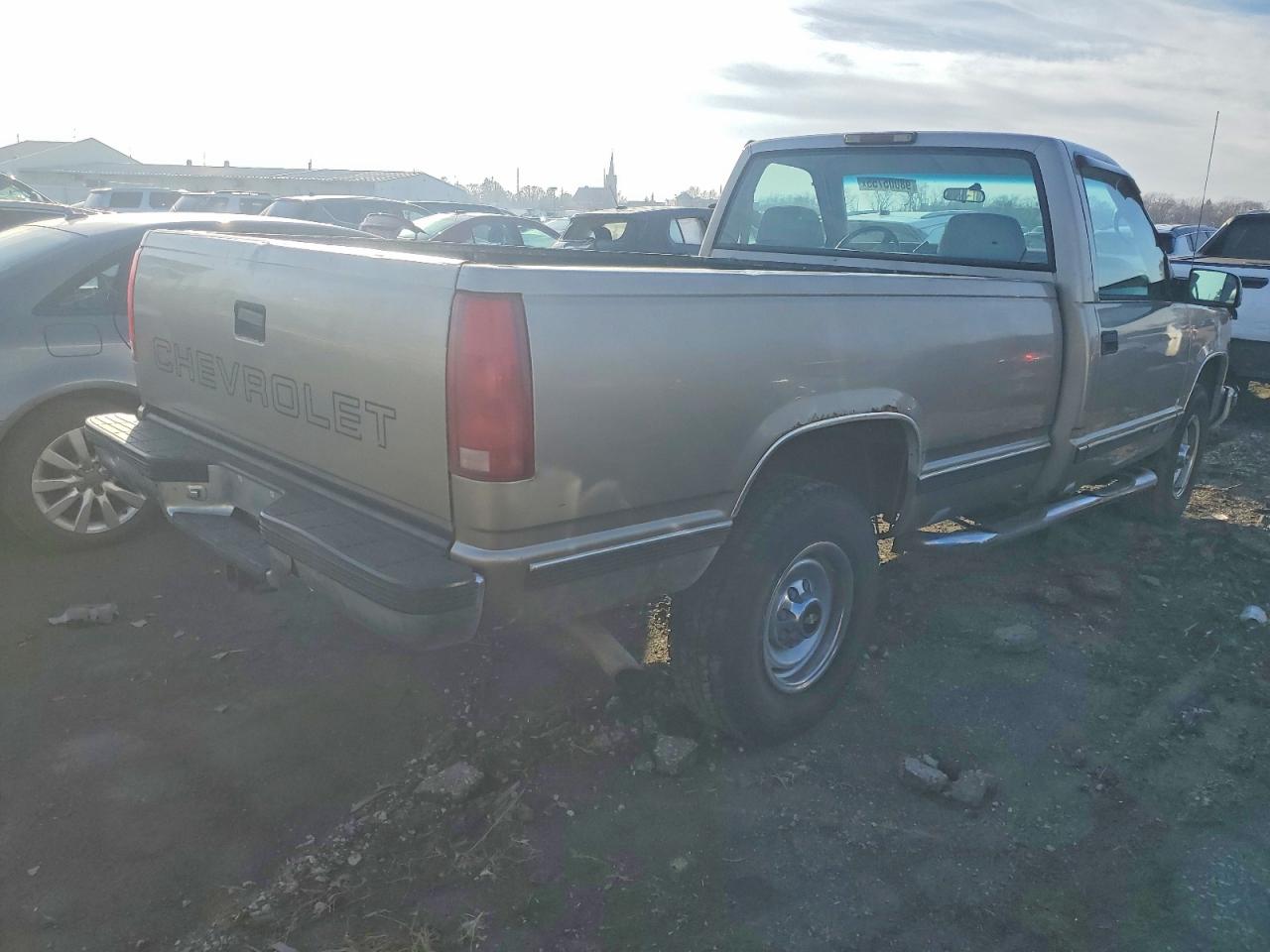1999 CHEVROLET GMT-400 C2500 photo 3