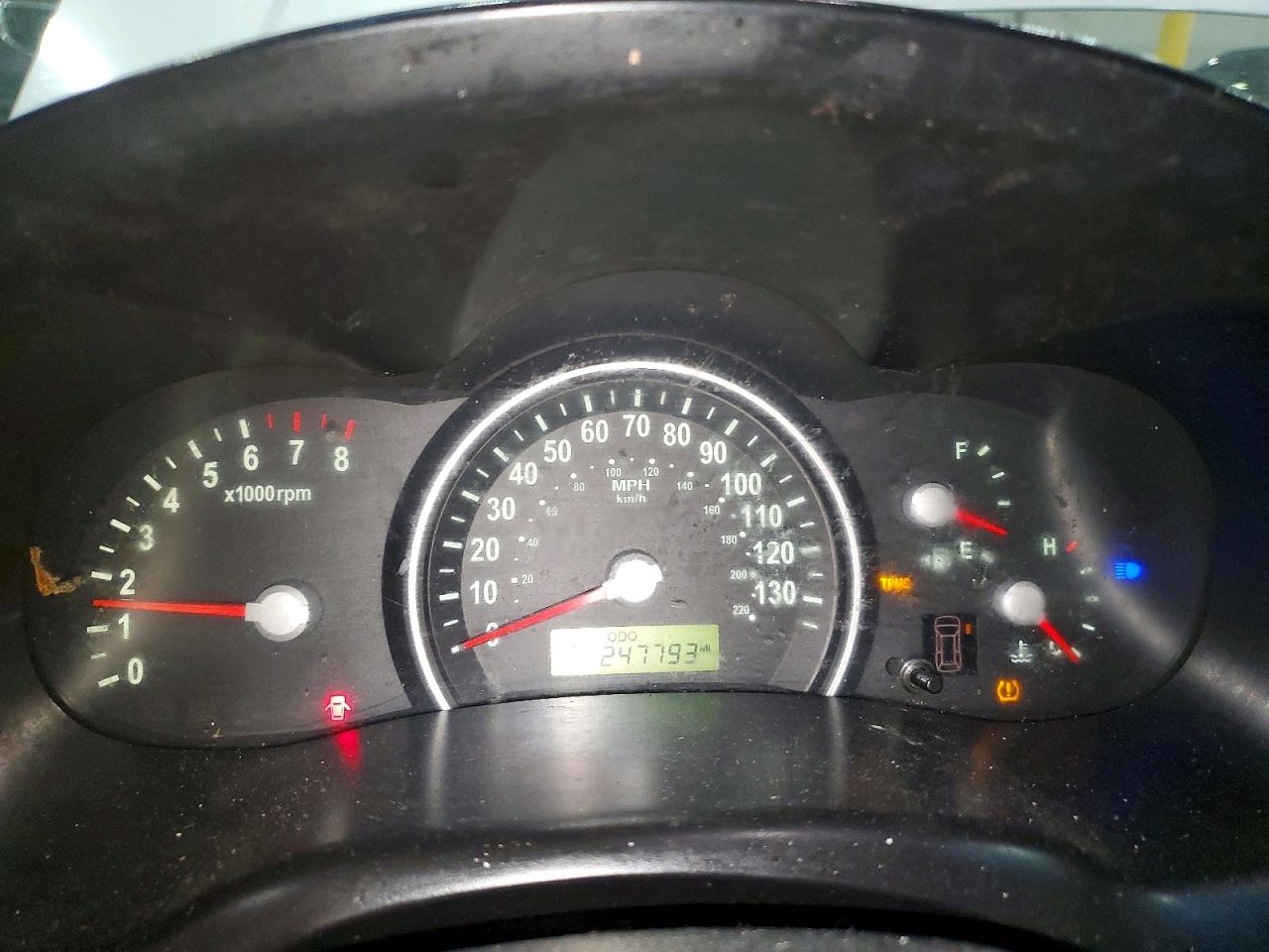 2009 KIA SEDONA photo 9