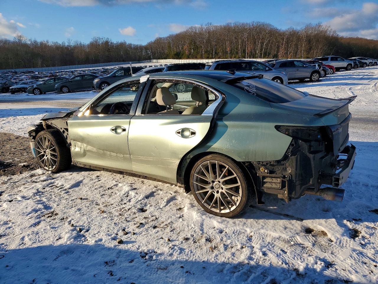 2015 INFINITI Q50 BASE photo 2