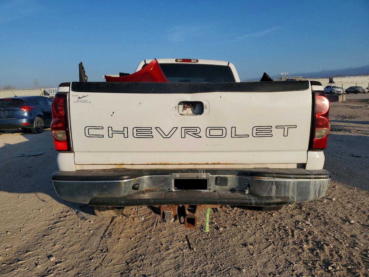 2004 CHEVROLET SILVERADO K1500 photo 6
