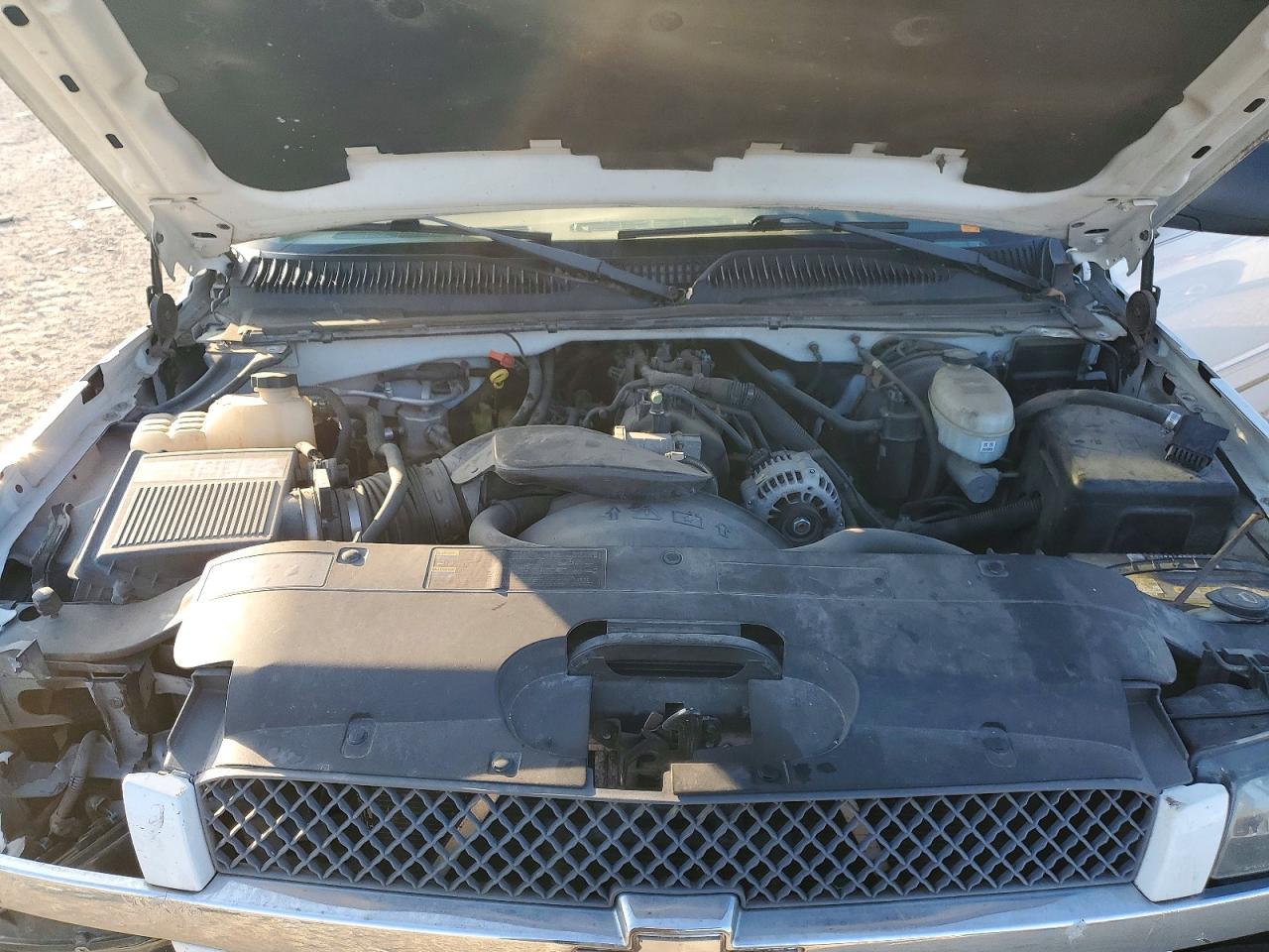 2004 CHEVROLET SILVERADO K1500 photo 11