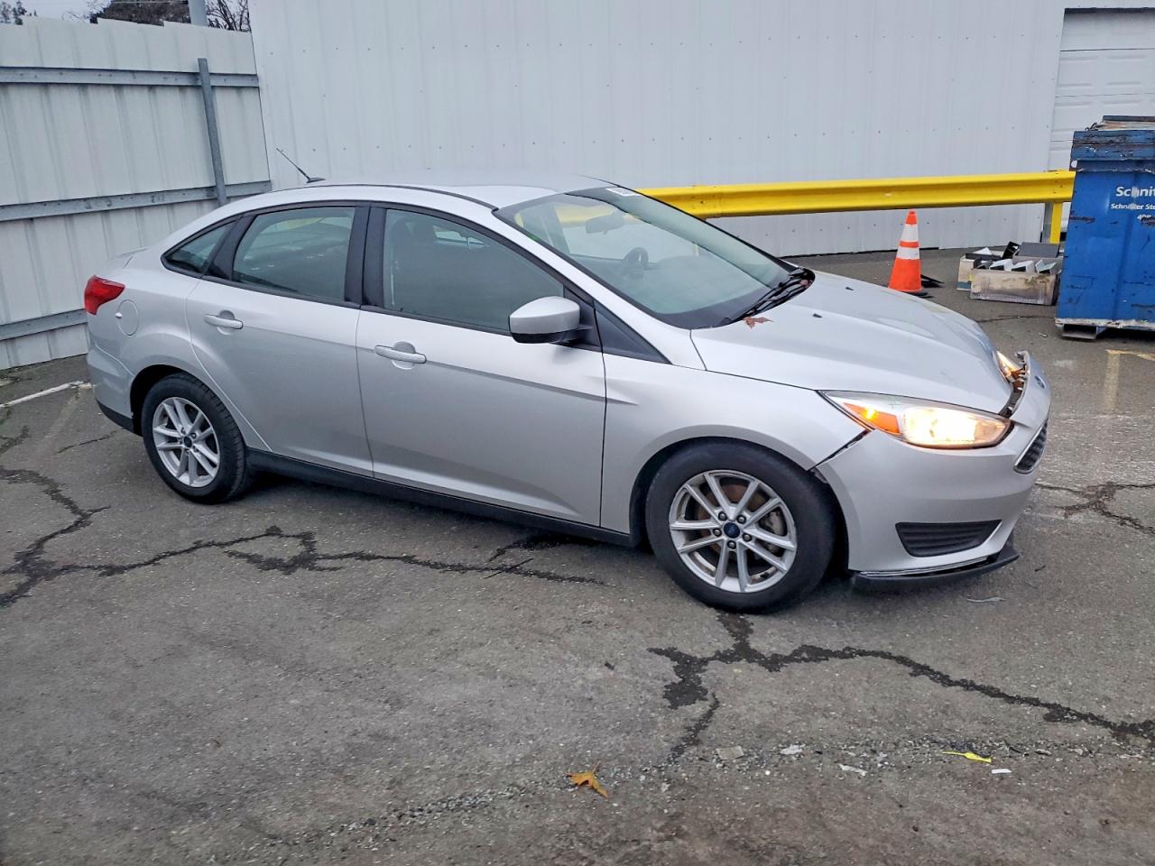 2018 FORD FOCUS SE photo 7