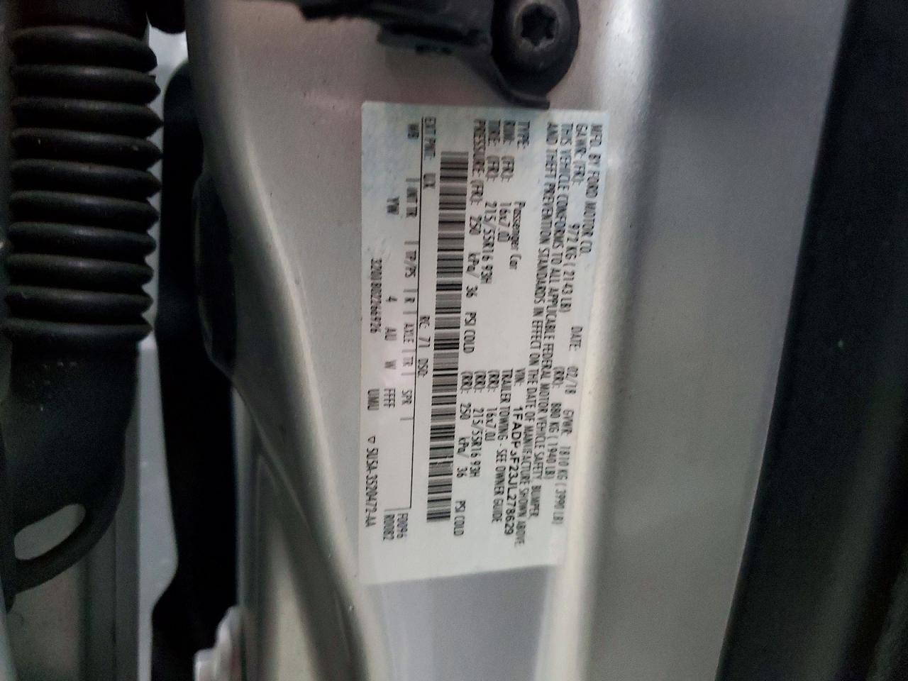 2018 FORD FOCUS SE photo 23