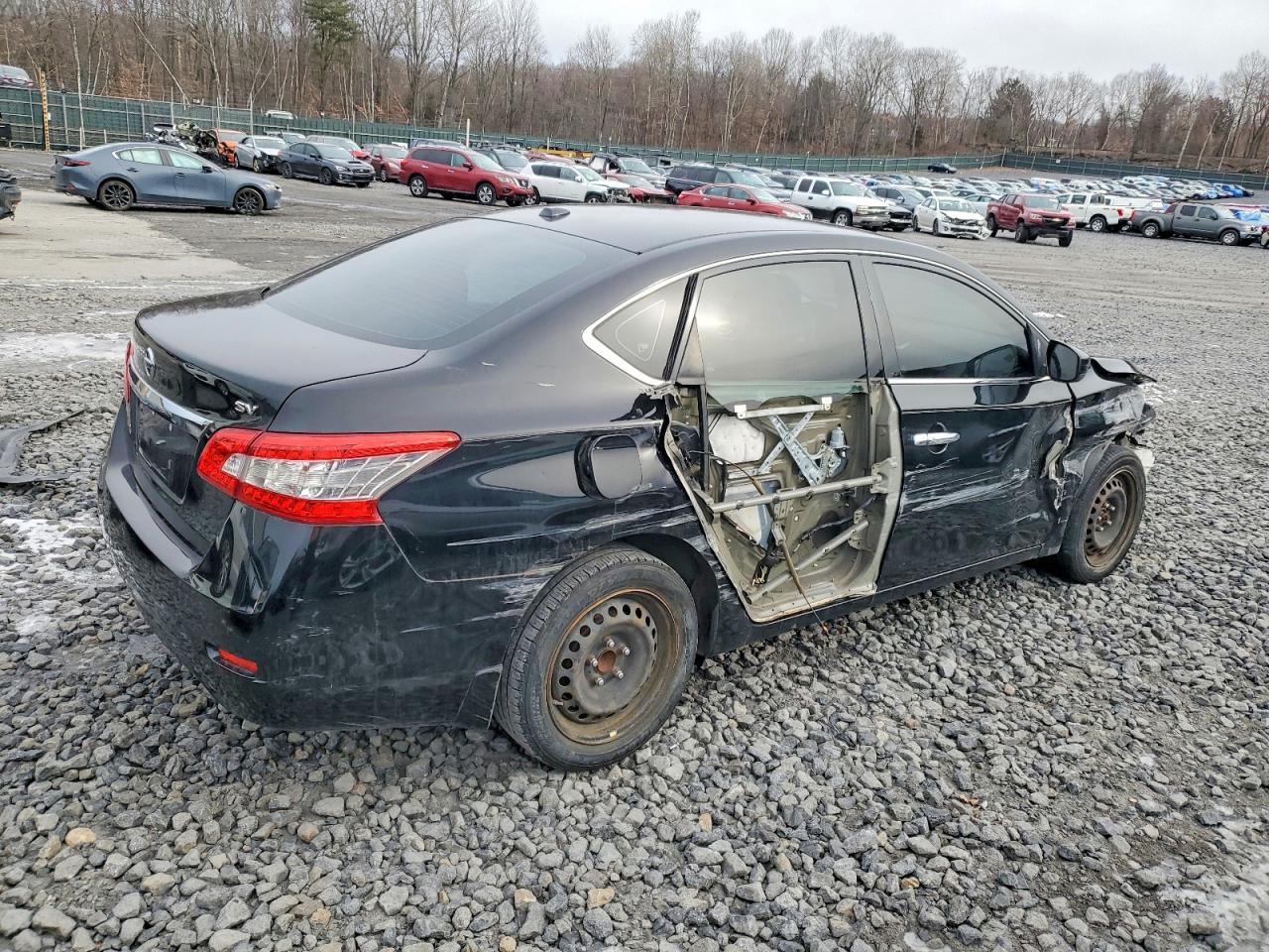 2015 NISSAN SENTRA S photo 3