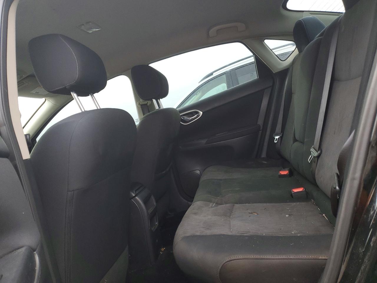 2015 NISSAN SENTRA S photo 10