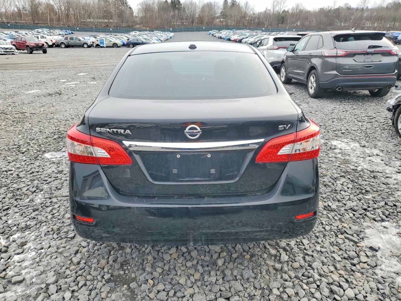 2015 NISSAN SENTRA S photo 6