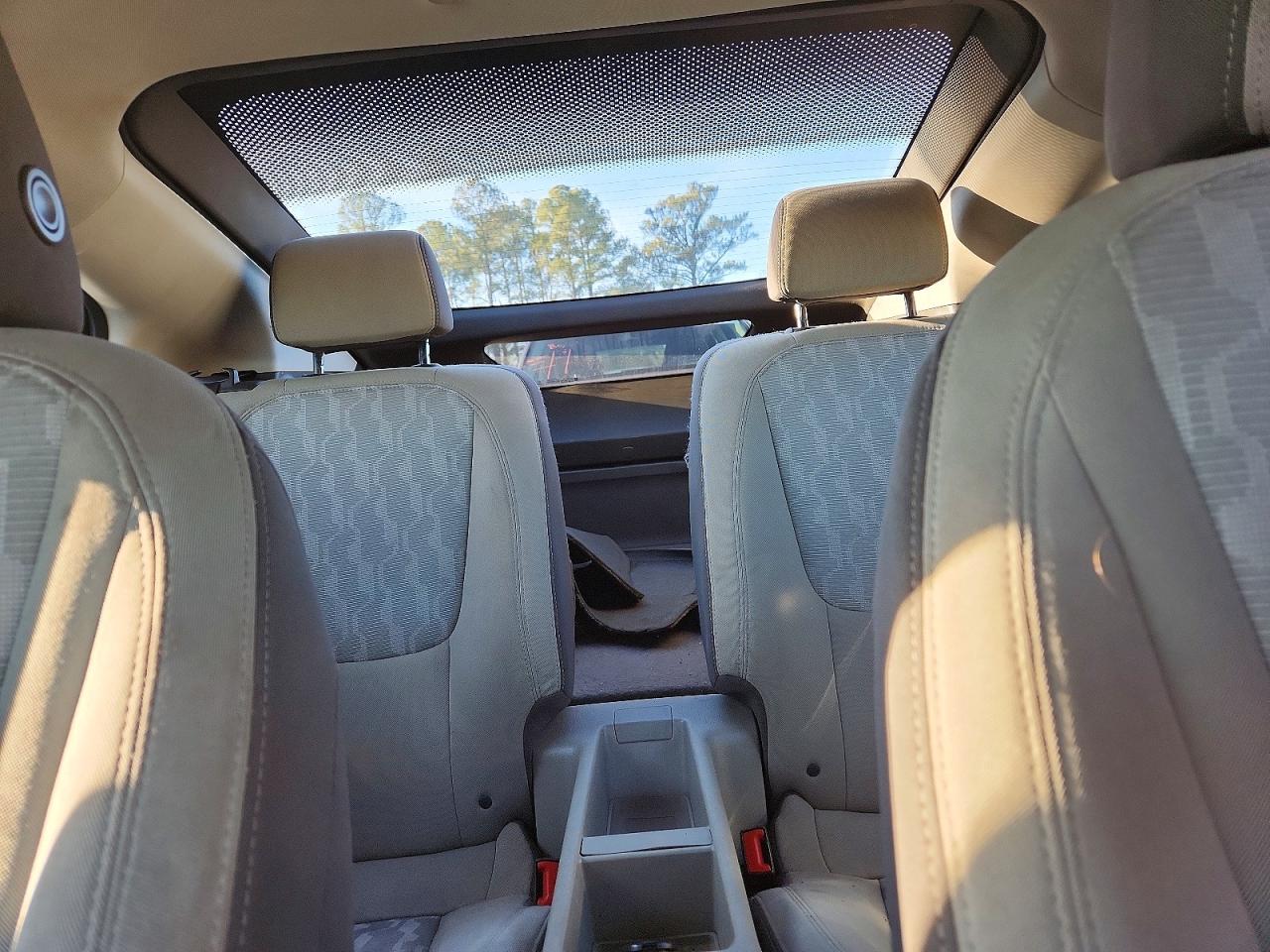2014 CHEVROLET VOLT photo 10