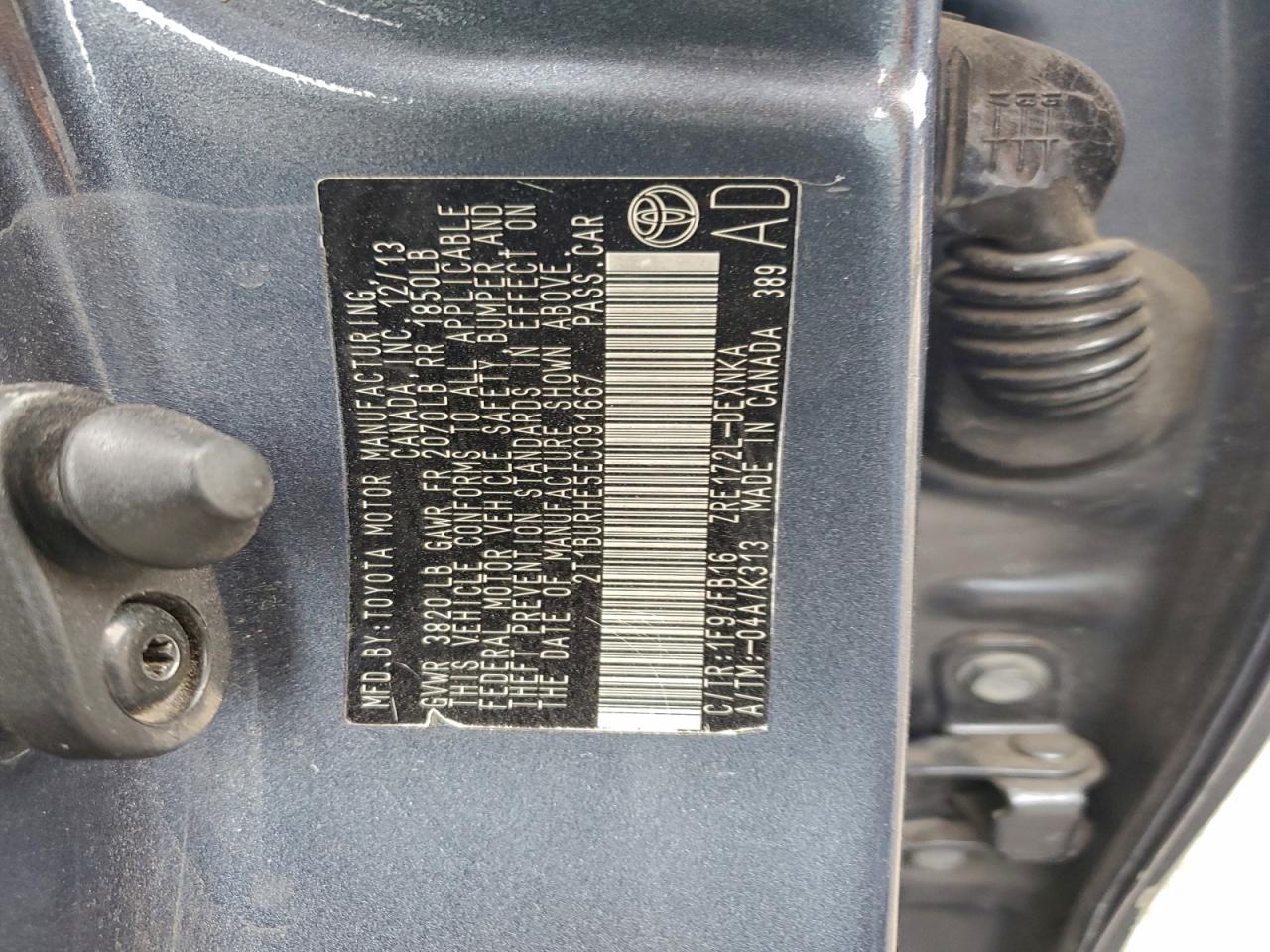 2014 TOYOTA COROLLA L photo 23