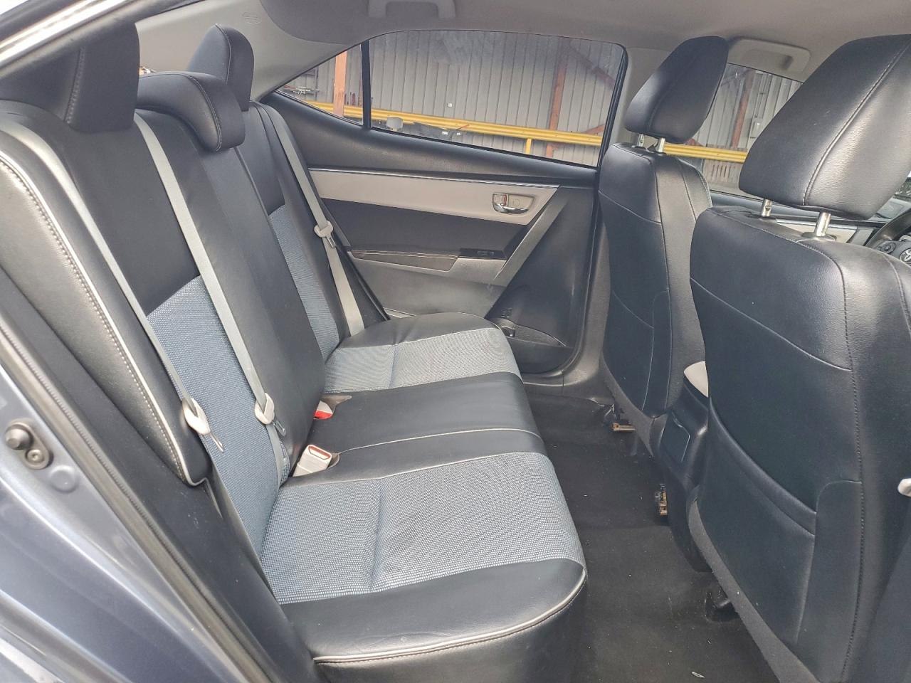 2014 TOYOTA COROLLA L photo 19