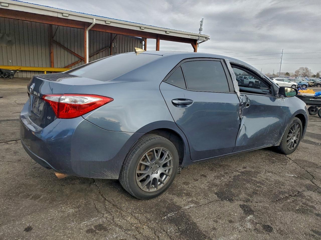 2014 TOYOTA COROLLA L photo 5