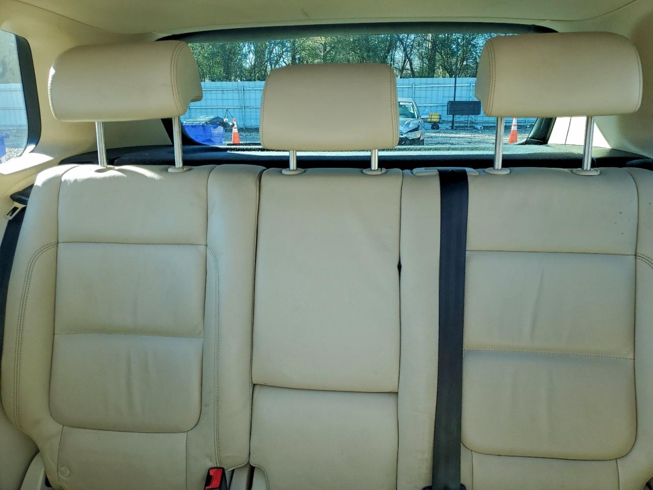2011 VOLKSWAGEN TIGUAN S photo 19