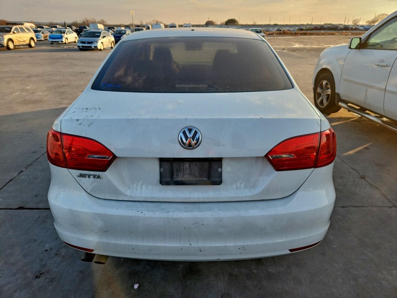 2014 VOLKSWAGEN JETTA BASE photo 11