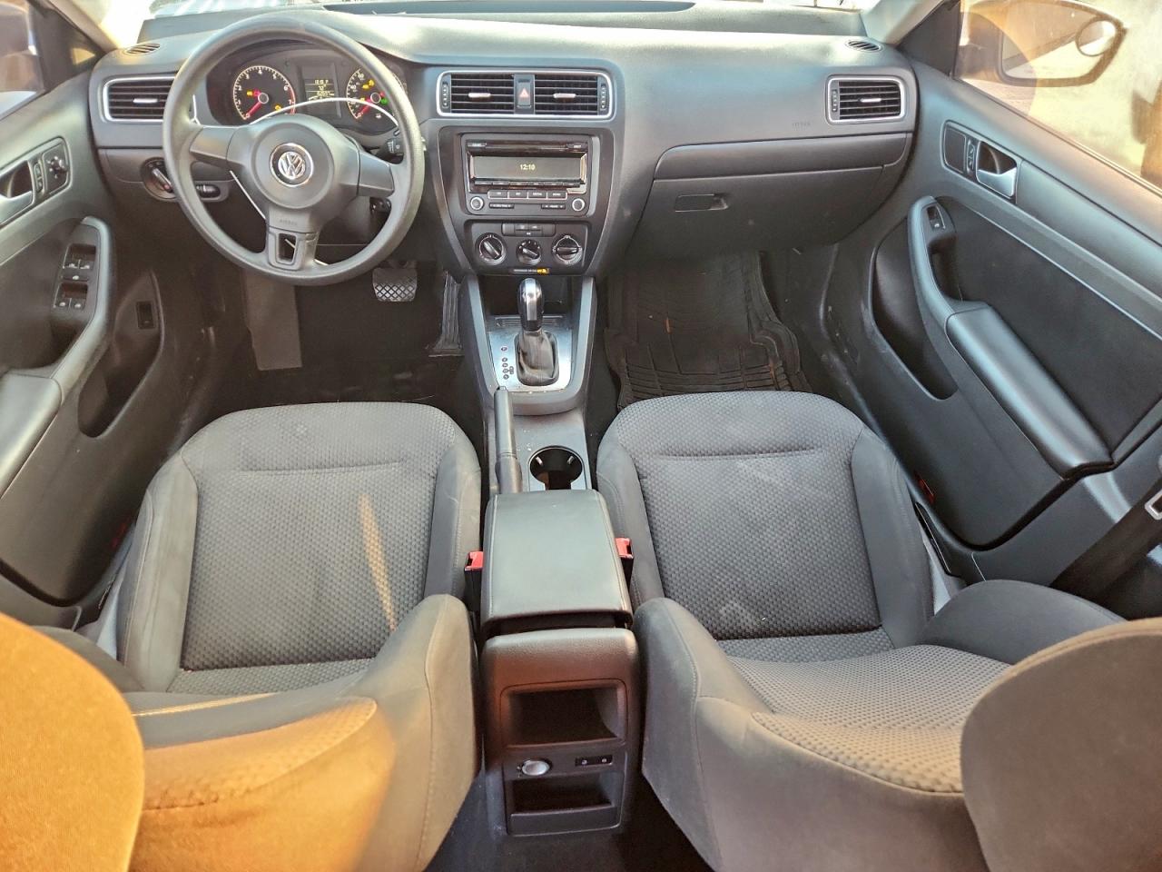 2014 VOLKSWAGEN JETTA BASE photo 15