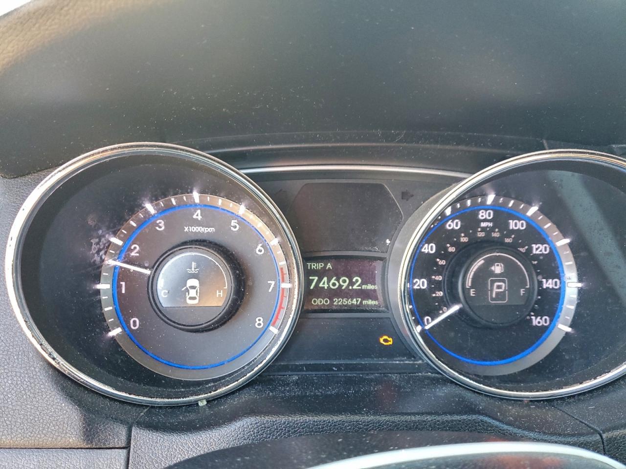 2013 HYUNDAI SONATA GLS photo 9