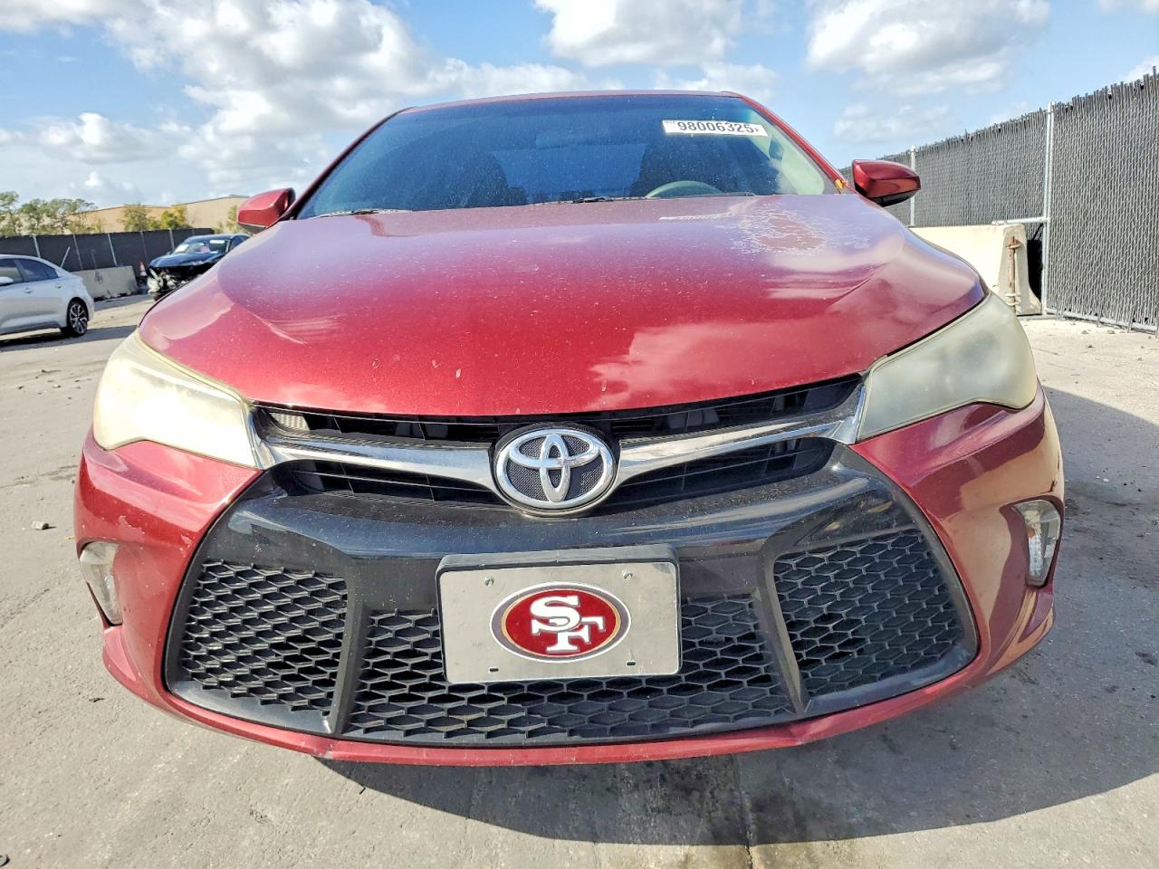 2017 TOYOTA CAMRY LE photo 5