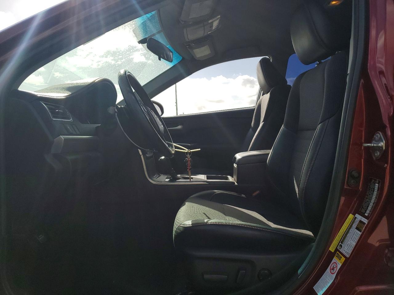 2017 TOYOTA CAMRY LE photo 7