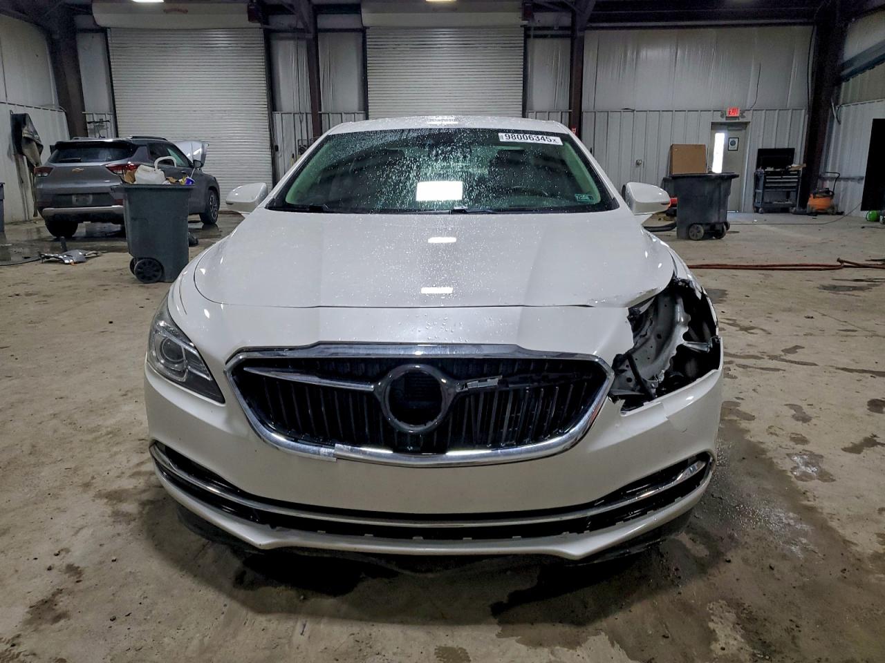 2017 BUICK LACROSSE PREMIUM photo 5