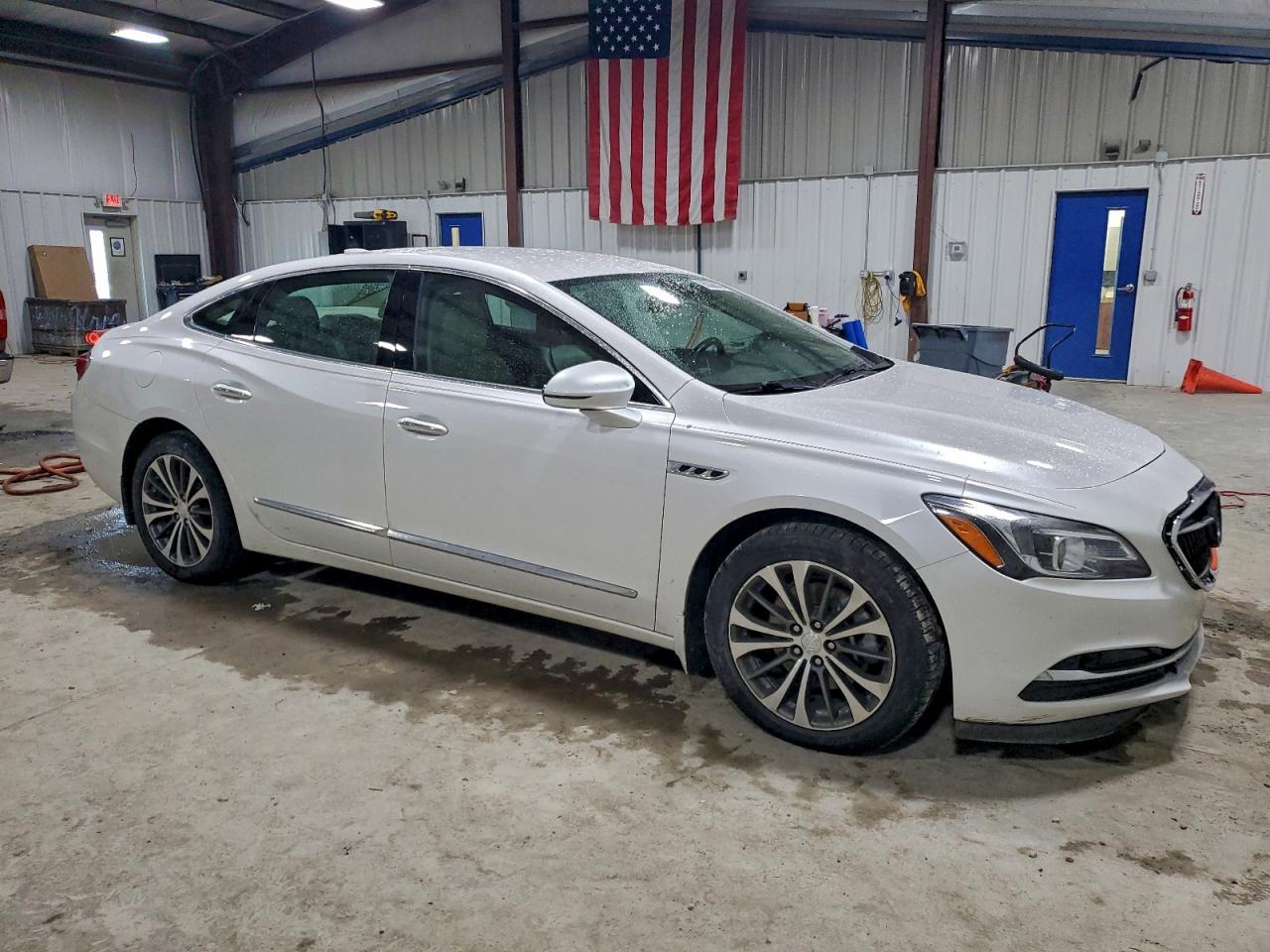 2017 BUICK LACROSSE PREMIUM photo 4