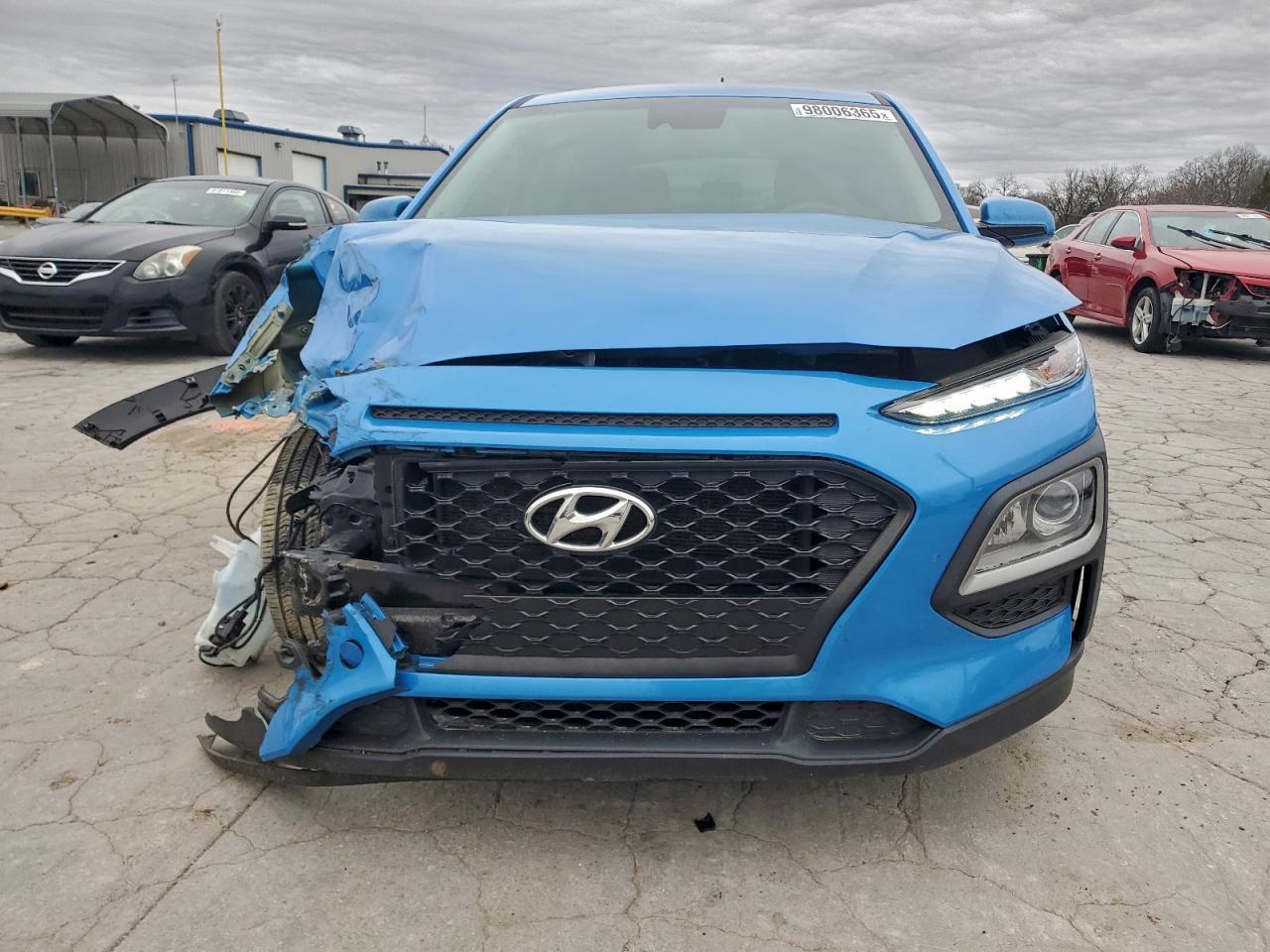 2020 HYUNDAI KONA SE photo 5