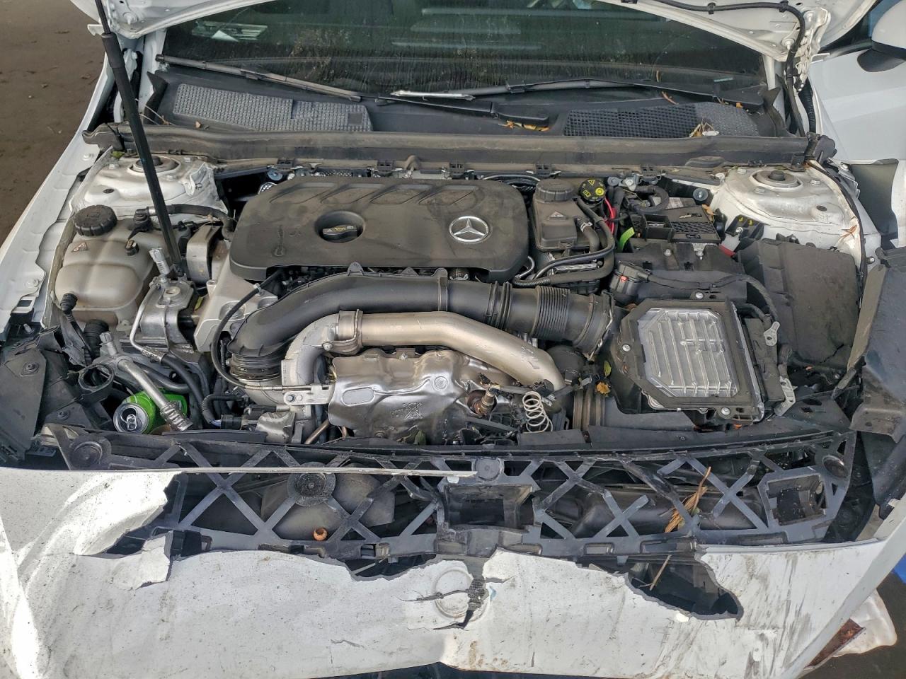 2025 MERCEDES-BENZ CLA 250 photo 21