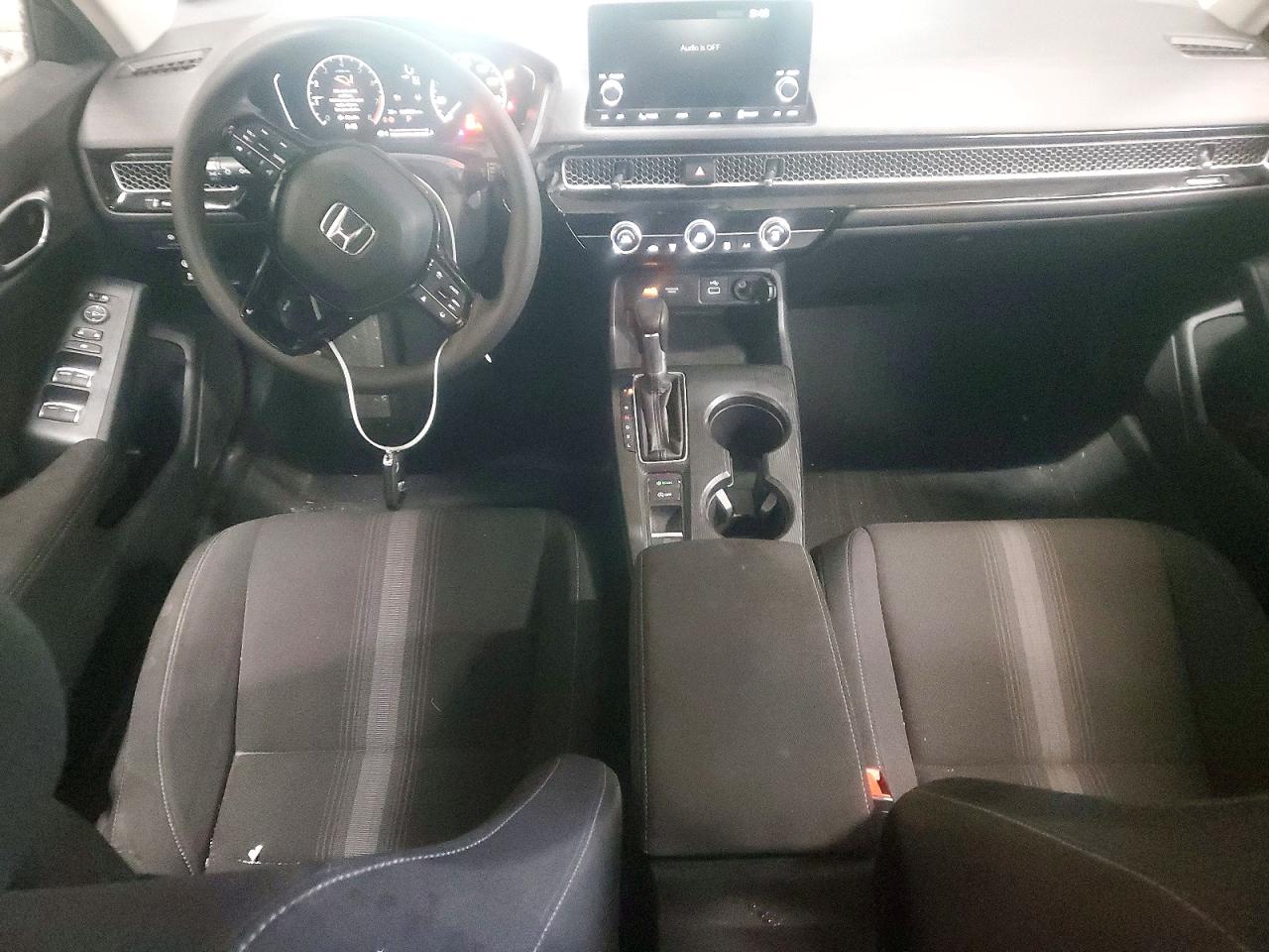 2022 HONDA CIVIC LX photo 8