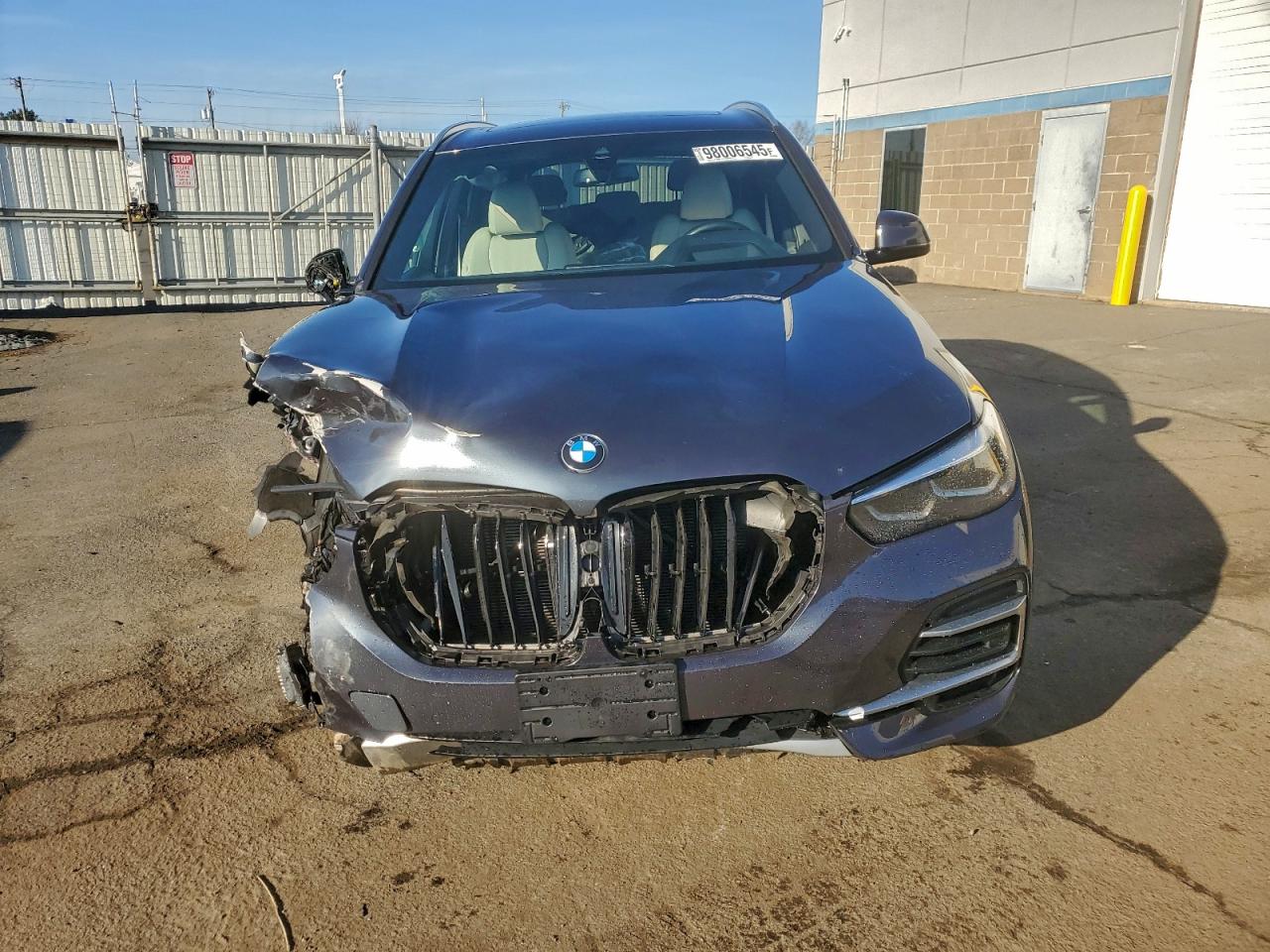 2022 BMW X5 XDRIVE40I photo 5