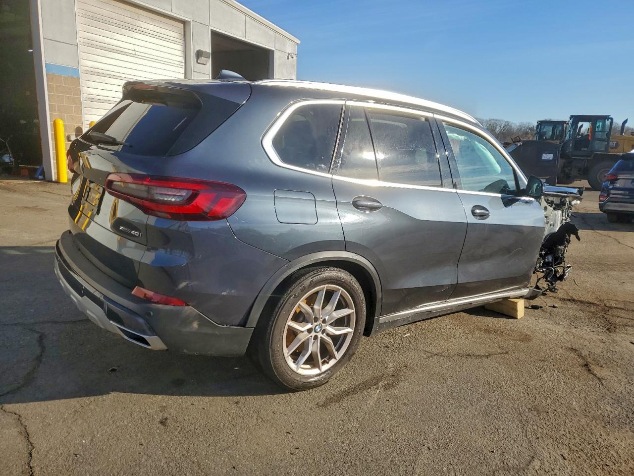 2022 BMW X5 XDRIVE40I photo 3