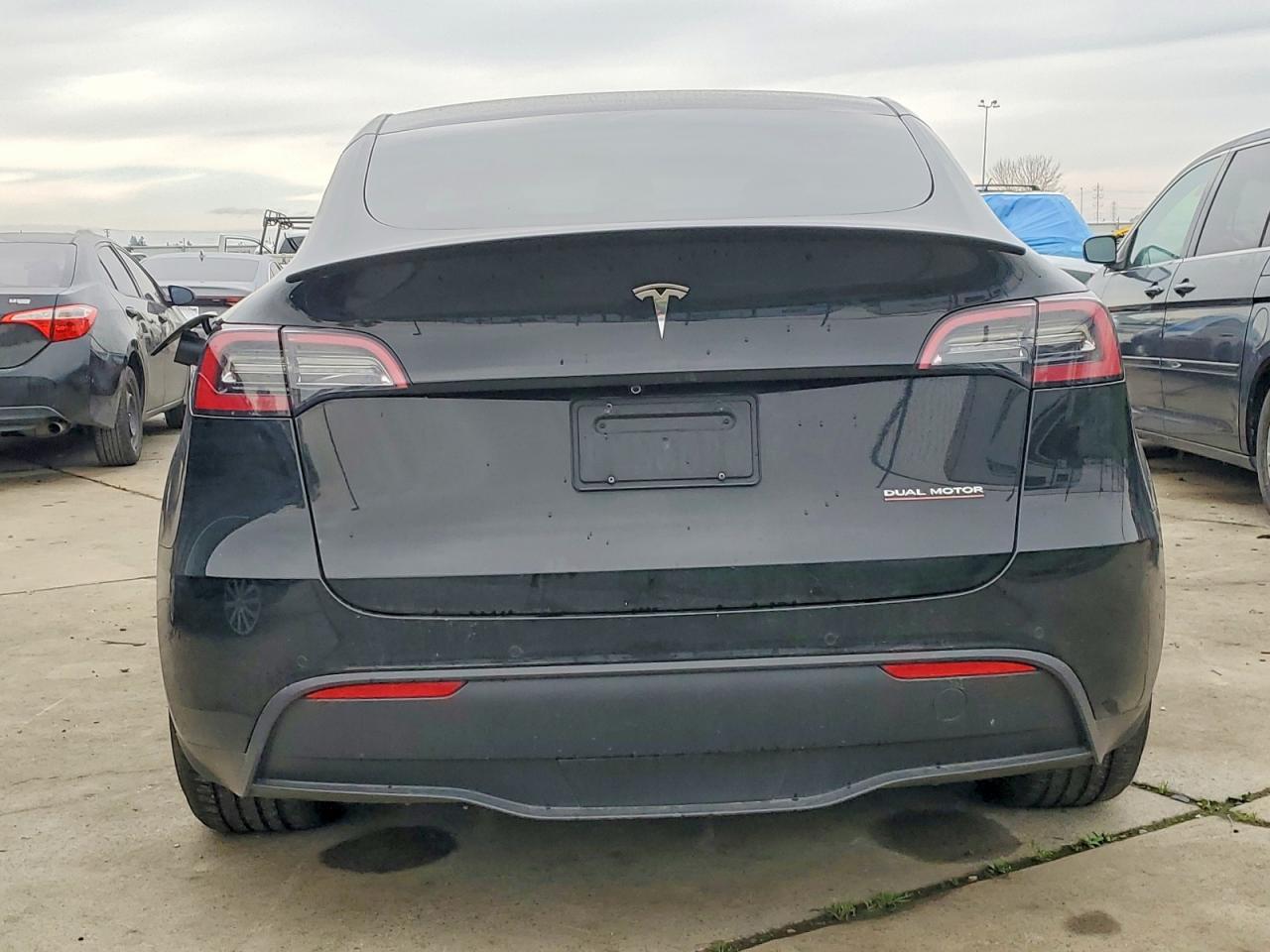 2021 TESLA MODEL Y photo 11