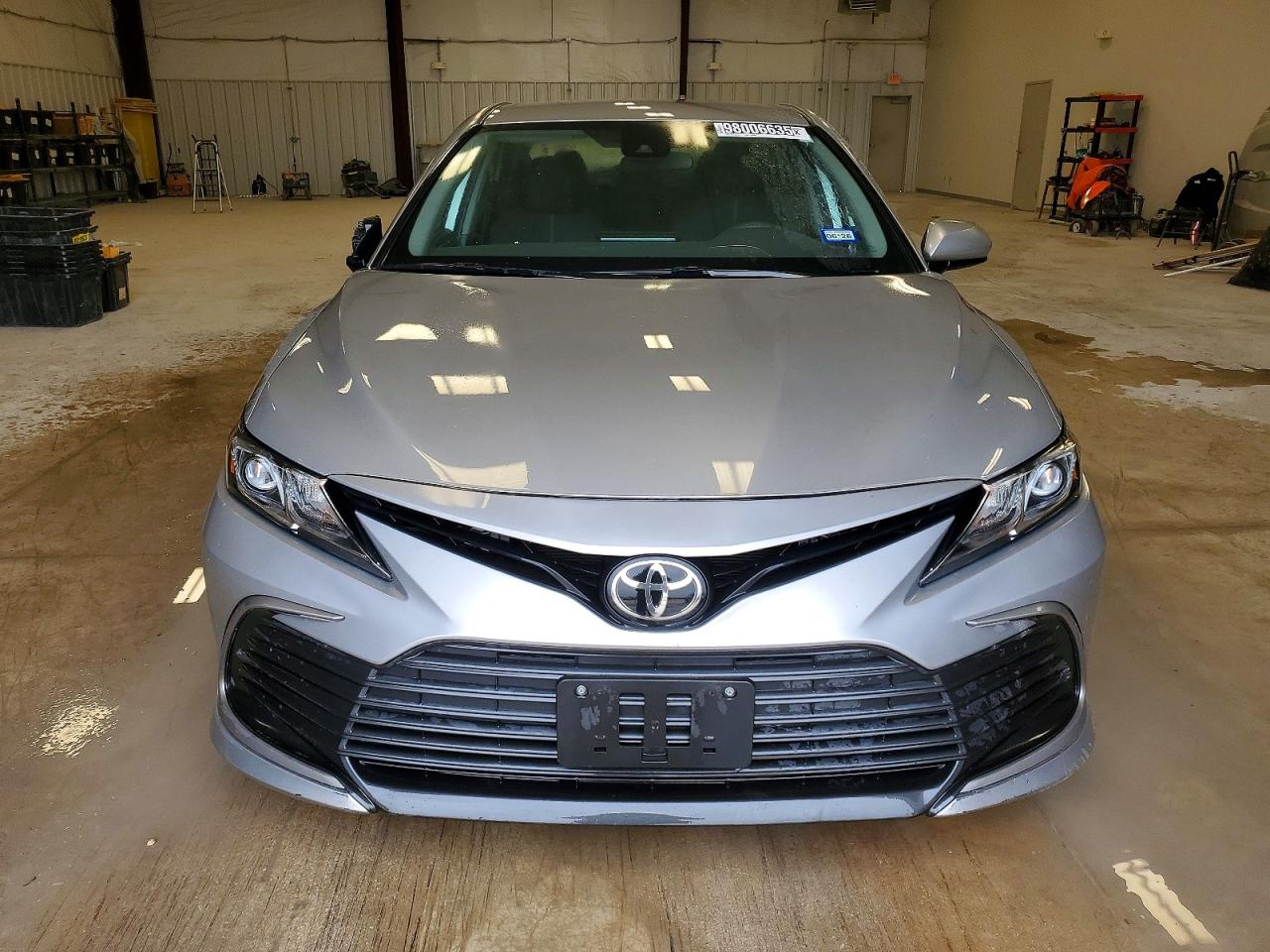 2023 TOYOTA CAMRY LE photo 5