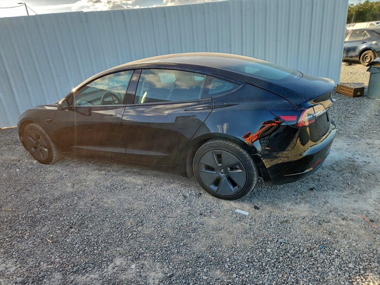 2022 TESLA MODEL 3 photo 2