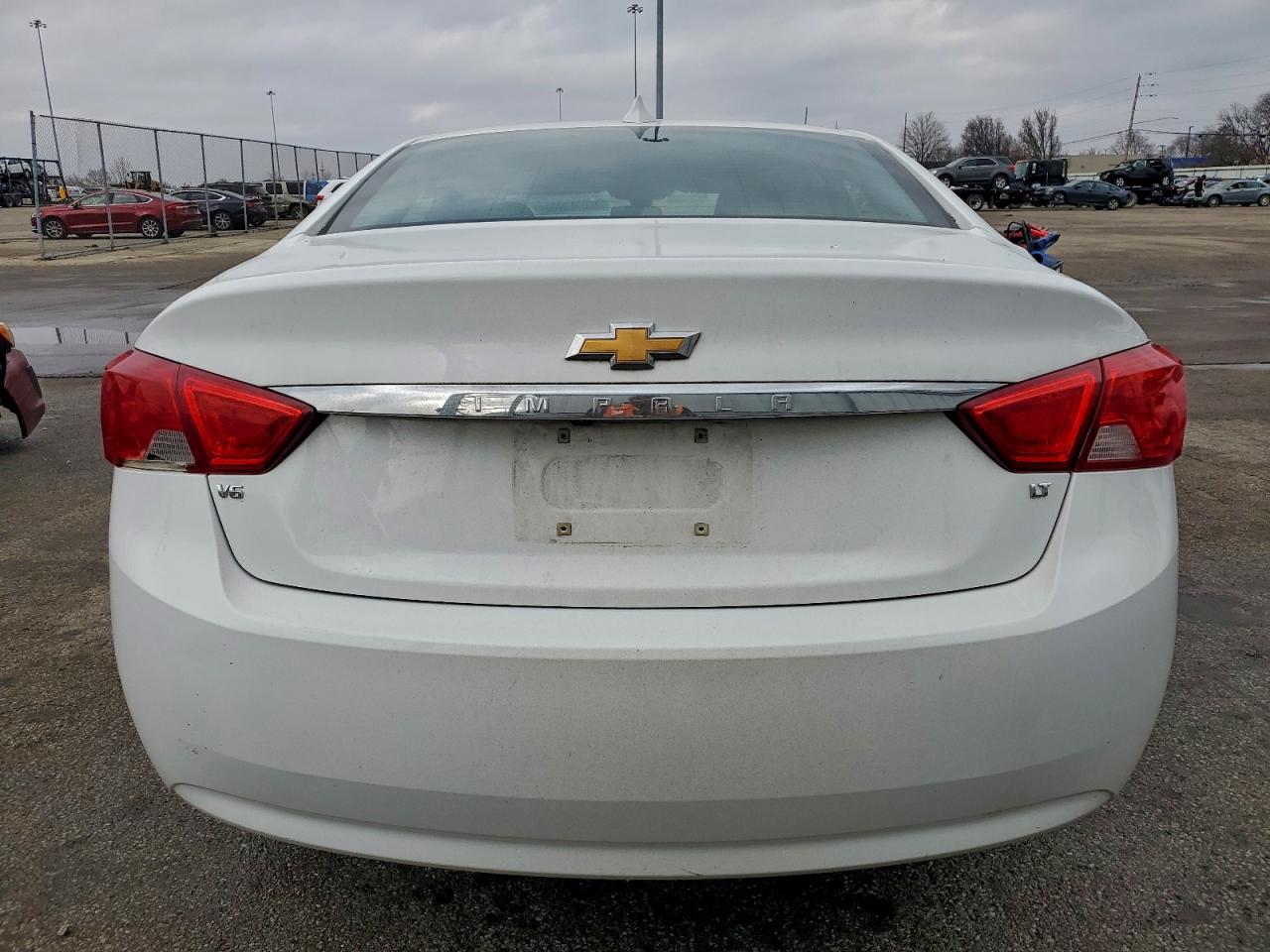 2018 CHEVROLET IMPALA LT photo 11