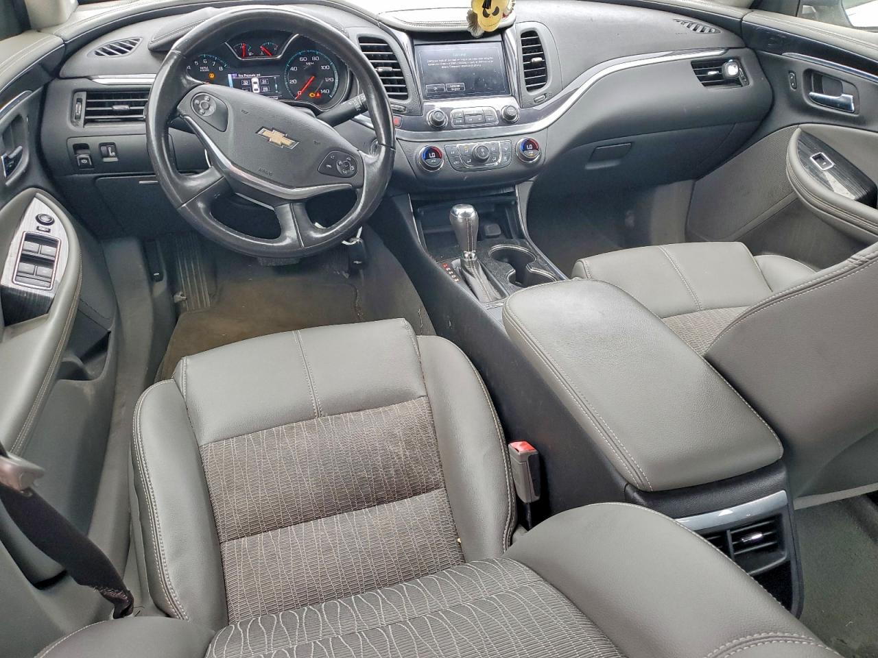2018 CHEVROLET IMPALA LT photo 15