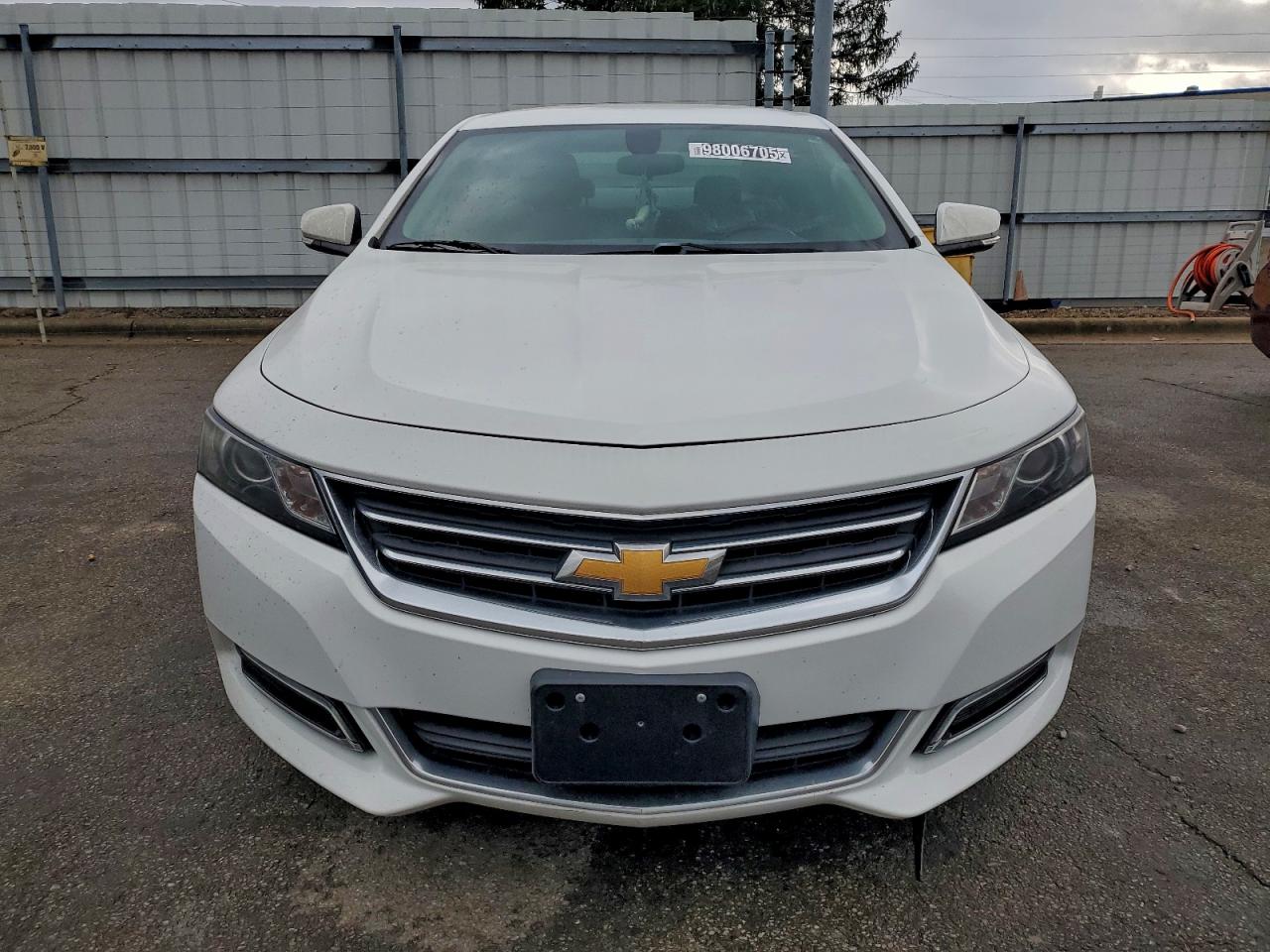 2018 CHEVROLET IMPALA LT photo 9