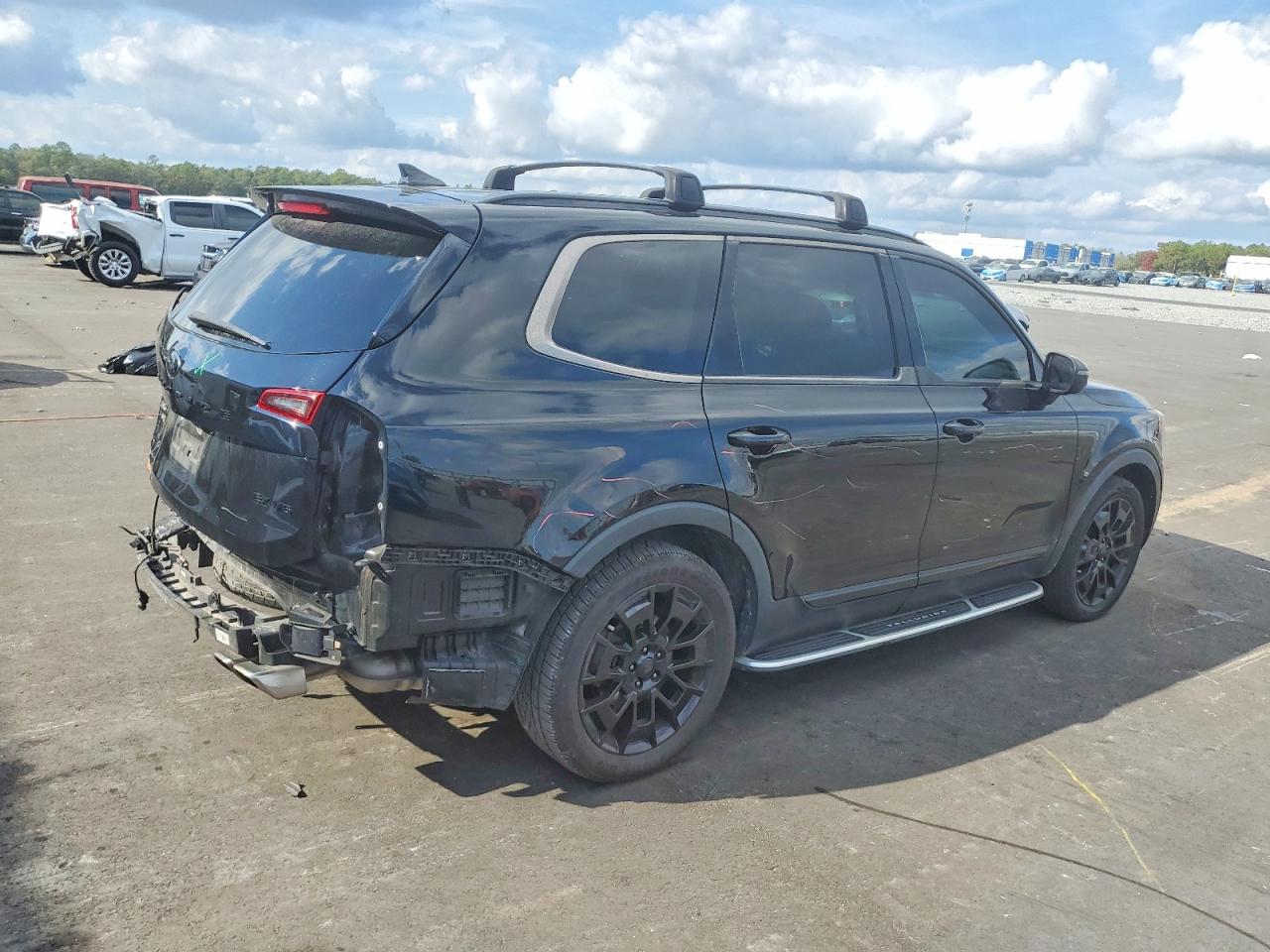 2021 KIA TELLURIDE EX photo 3