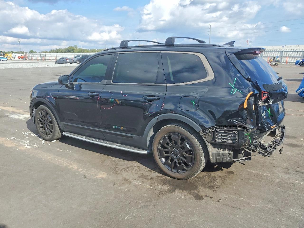 2021 KIA TELLURIDE EX photo 2