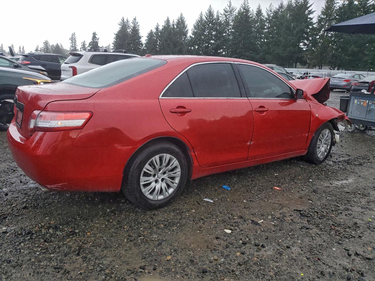 2011 TOYOTA CAMRY BASE photo 3