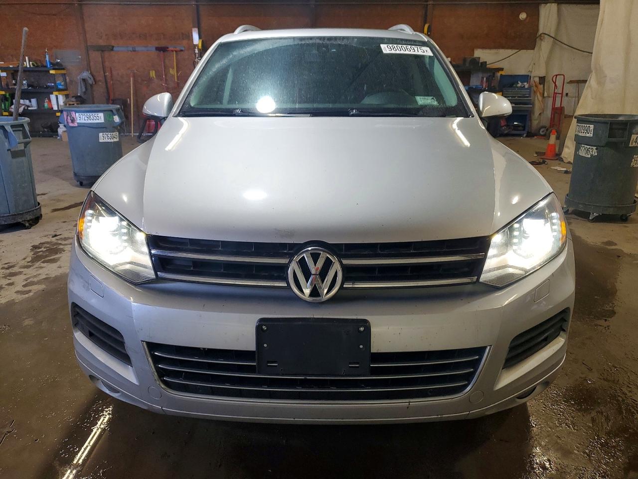 2012 VOLKSWAGEN TOUAREG V6 TDI photo 9
