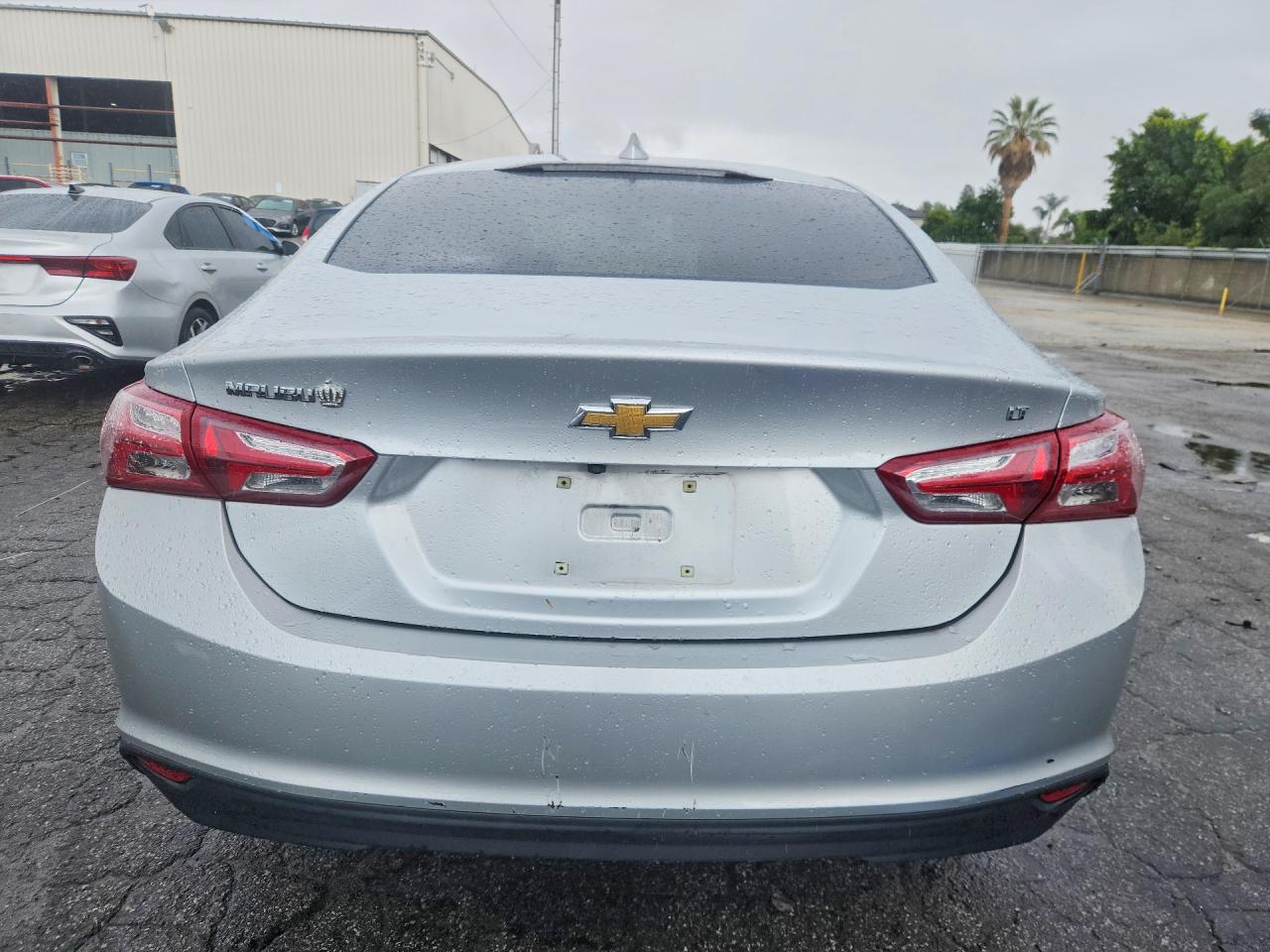 2022 CHEVROLET MALIBU LT photo 6