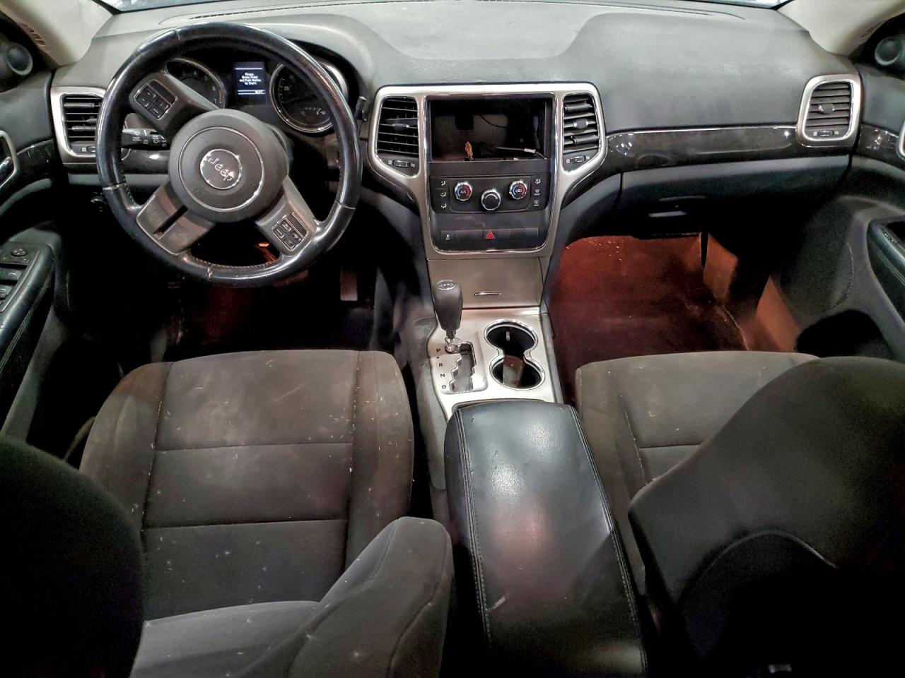 2011 JEEP GRAND CHEROKEE LAREDO photo 8