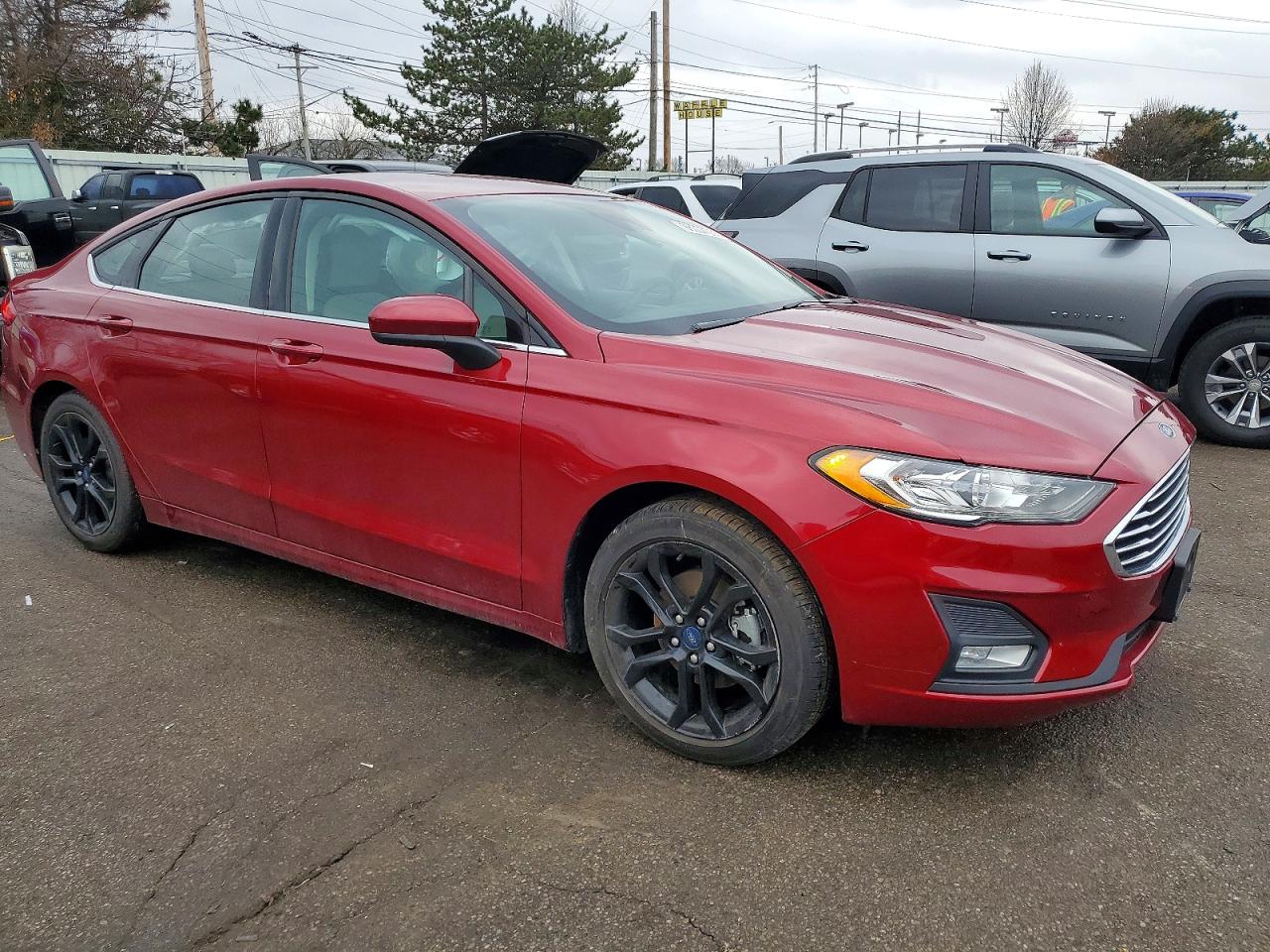 2019 FORD FUSION SE photo 4