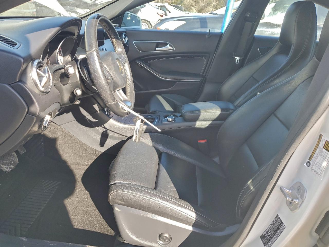 2016 MERCEDES-BENZ CLA 250 4MATIC photo 7