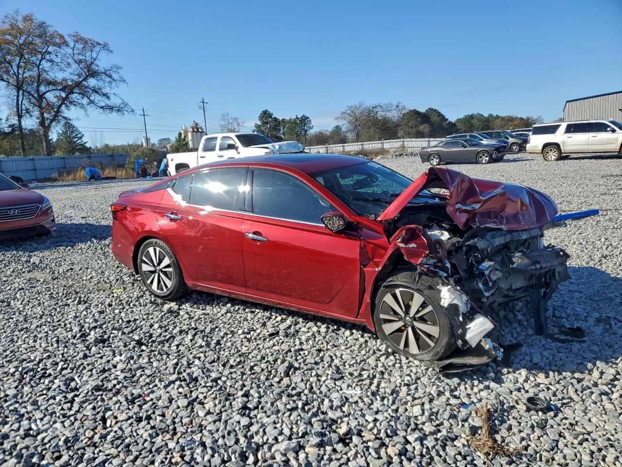 2019 NISSAN ALTIMA SV photo 4
