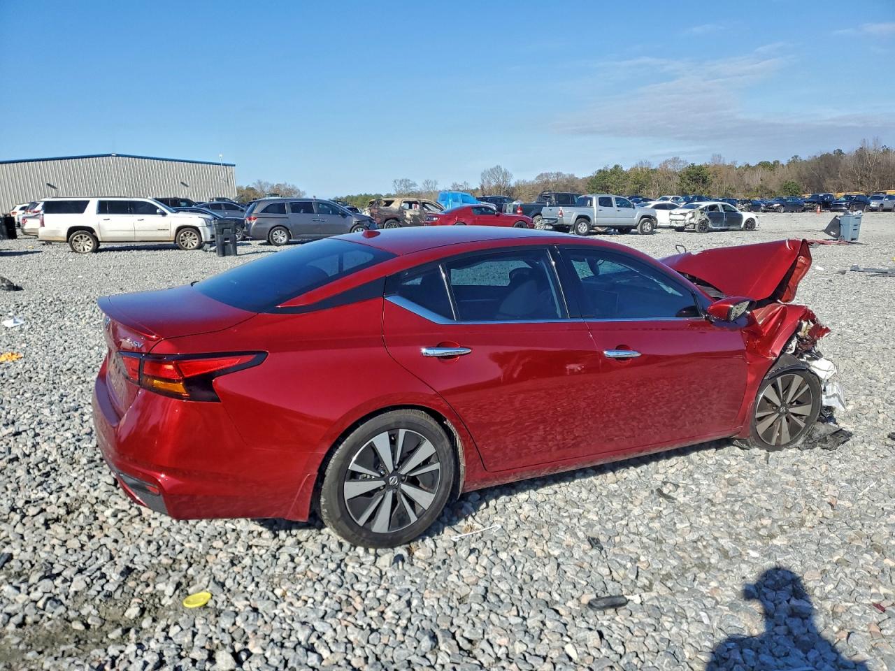 2019 NISSAN ALTIMA SV photo 3