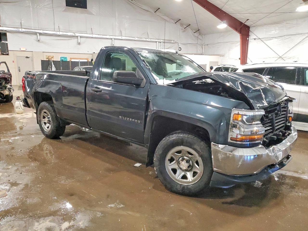 2017 CHEVROLET SILVERADO K1500 photo 4