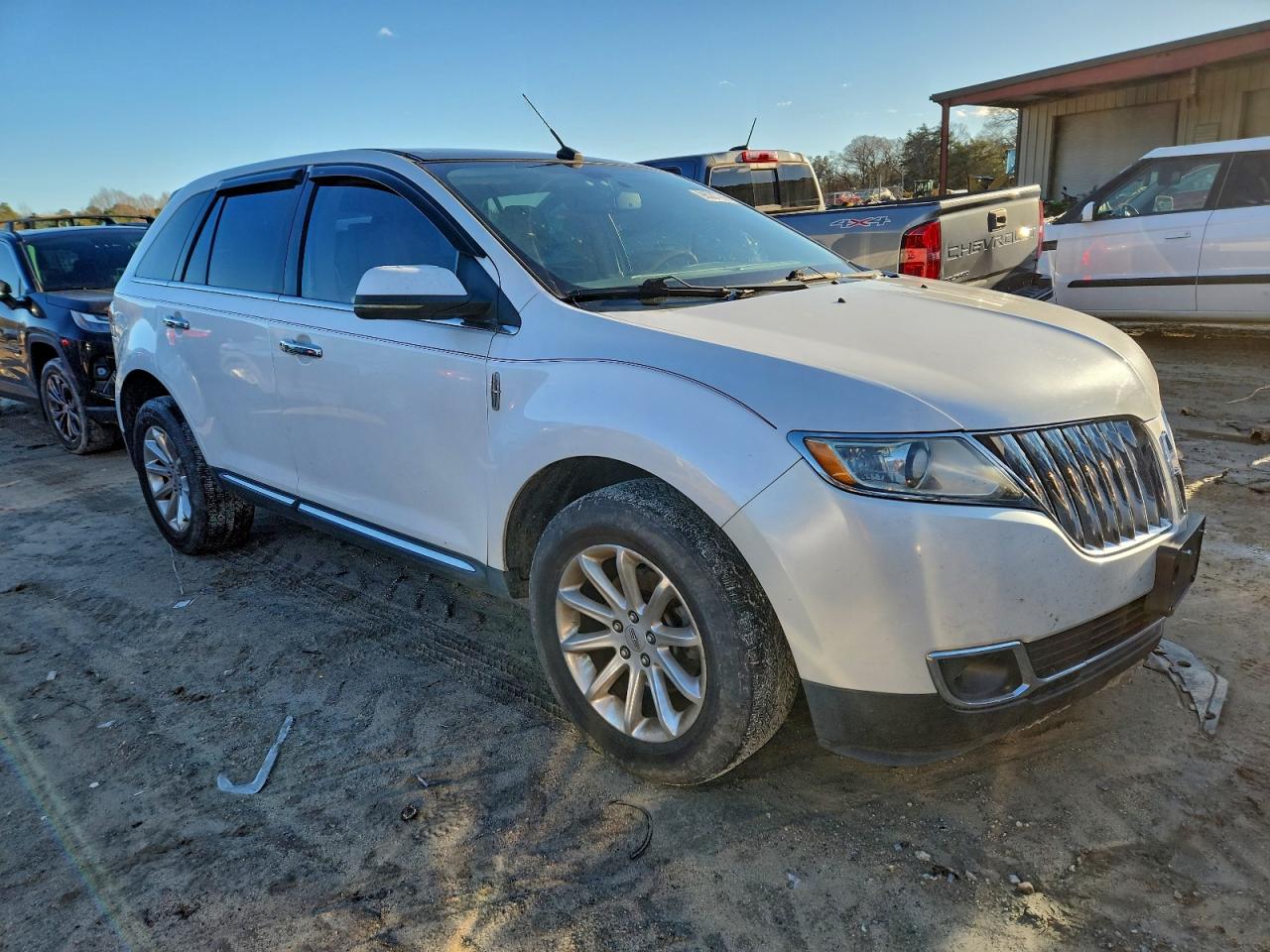 2013 LINCOLN TOWNHOUSE MKX photo 4