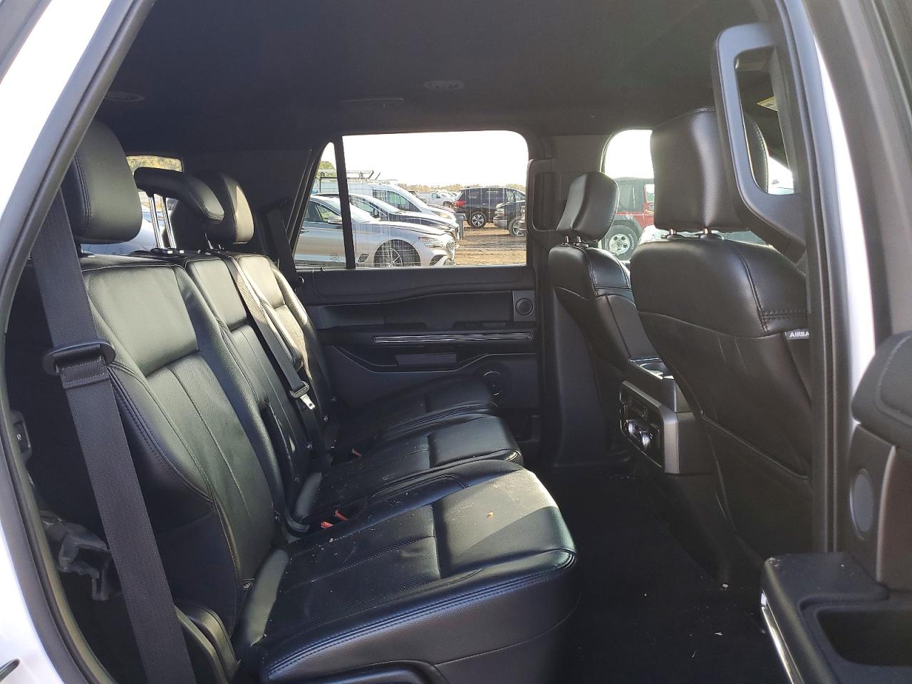 2019 FORD EXPEDITION XLT photo 11
