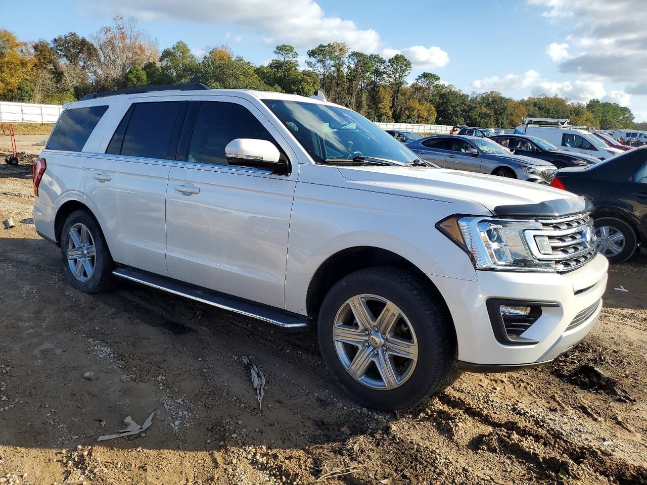 2019 FORD EXPEDITION XLT photo 4