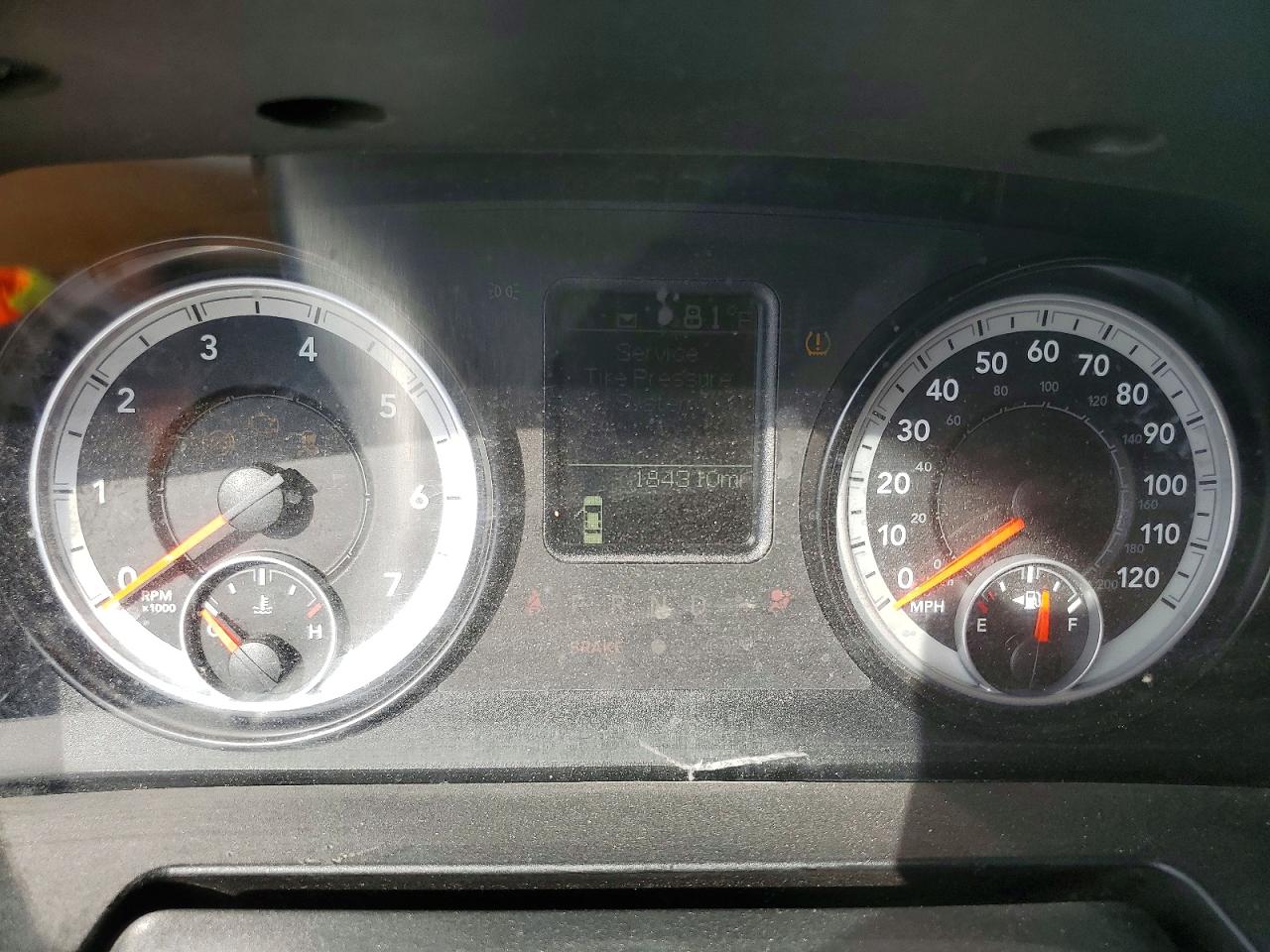 2014 RAM 1500 ST photo 9