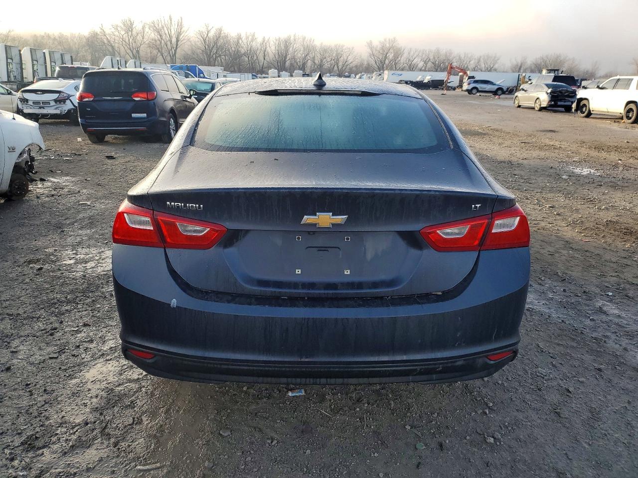 2016 CHEVROLET MALIBU photo 6